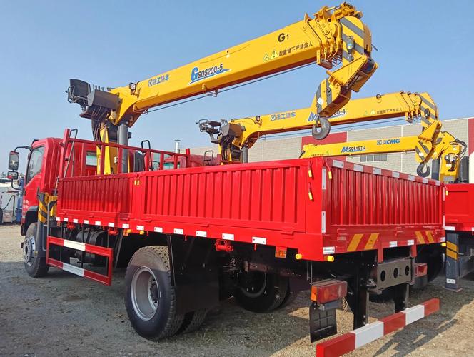 東風隨車吊搭載徐工8噸5節臂，21米舉升高度展現卓越性能